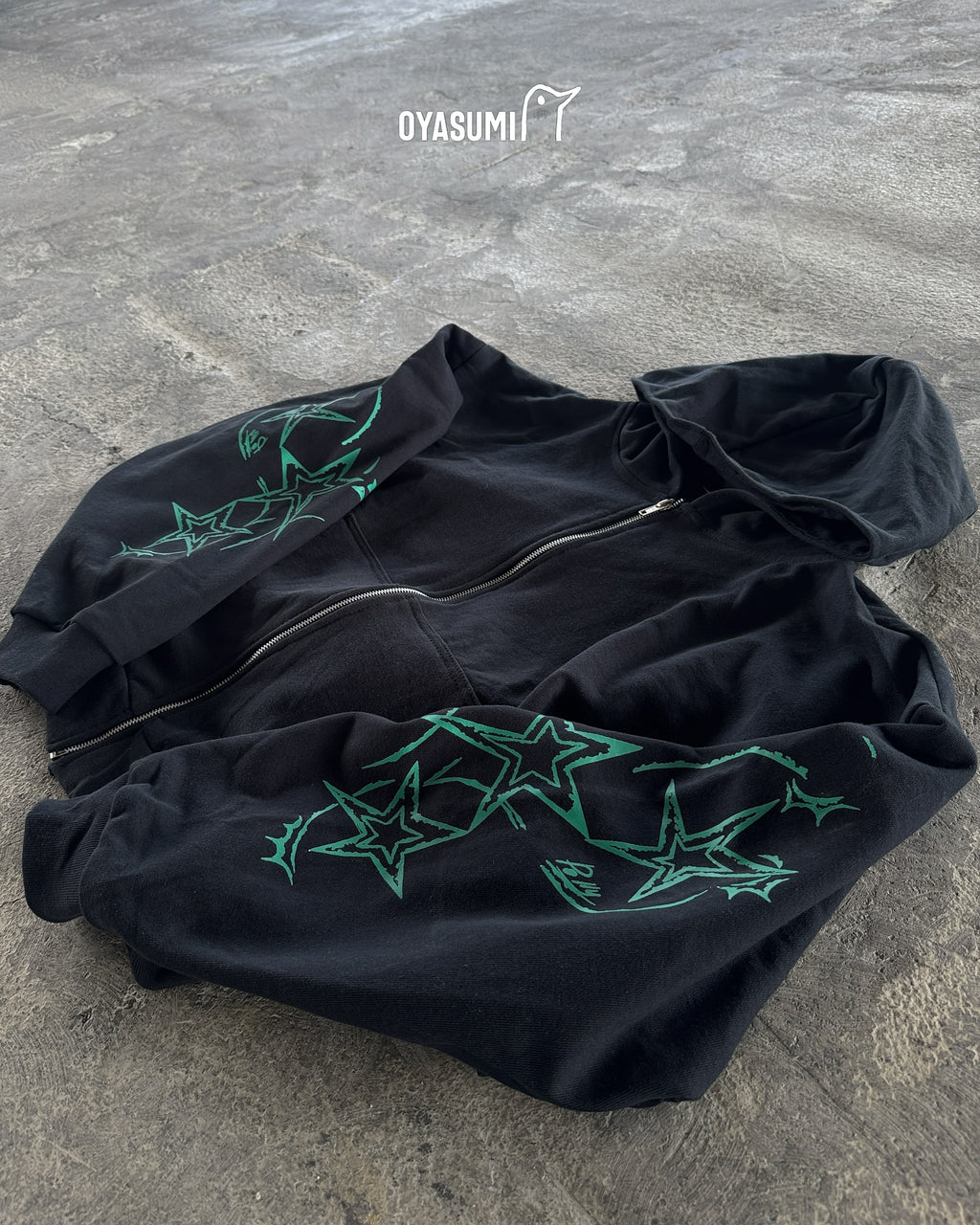 ZIP HOODIE BOXY FIT KIMETSU